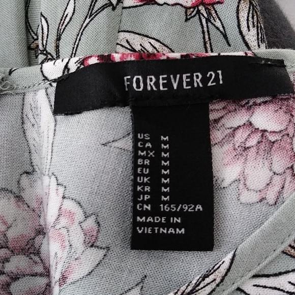 Forever 21 adorable dress size medium - Picture 5 of 5